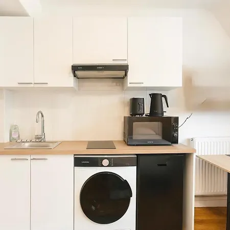 Cosy Avec Ascenseur 16 - 2 Personnes *